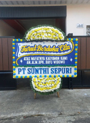 Papan Bunga Duka di Hutamonu